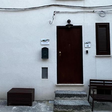 La Casa Del Mandorlo Otel Agrigento Dış mekan fotoğraf